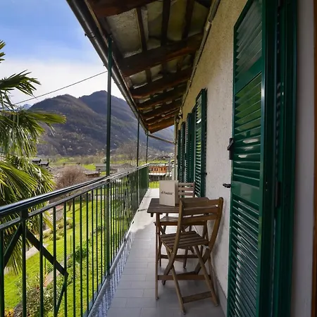 Ai Fontana ベッド・アンド・ブレックファスト